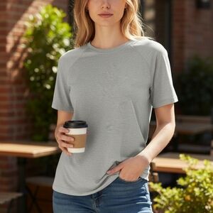 EUC Super Soft Size Small Khaki Short Sleeved Tshirt Top!